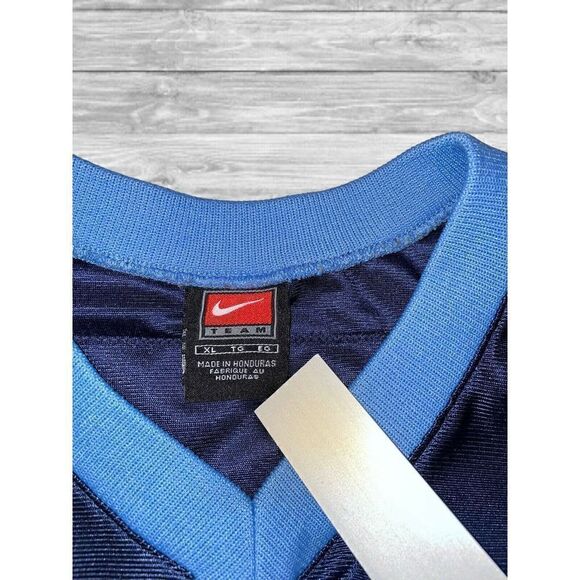 Vintage Nike Mens Size XL University of North Carolina Basketball Jersey Blue #1 - Picture 2 of 5